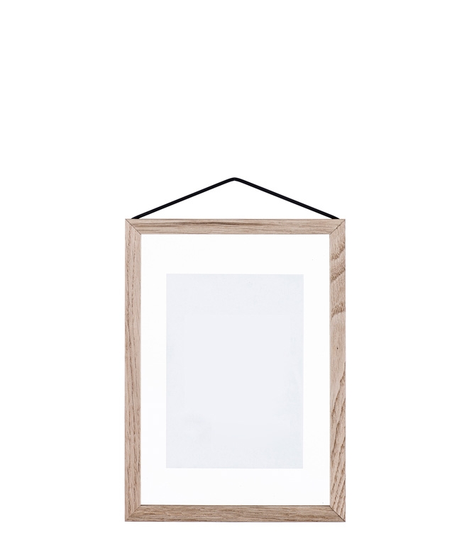 Transparent FRAME A5 WALL DECORATION 34,00 € Transparent FRAME A5 WALL DECORATION 34,00 €