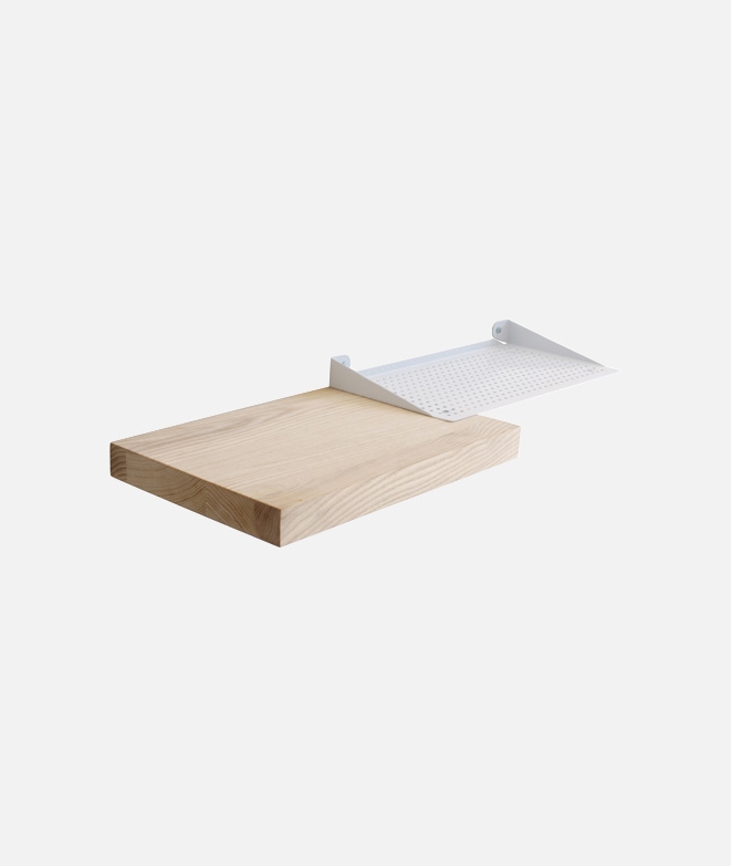 Wooden Wallshelf WOUPS white HOME ACCESSORIES 85,00 € Wooden Wallshelf WOUPS white HOME ACCESSORIES 85,00 €